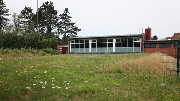 Neues Beachsportfeld für Altenwalde: Sand statt Rasen, nicht nur für die Schule