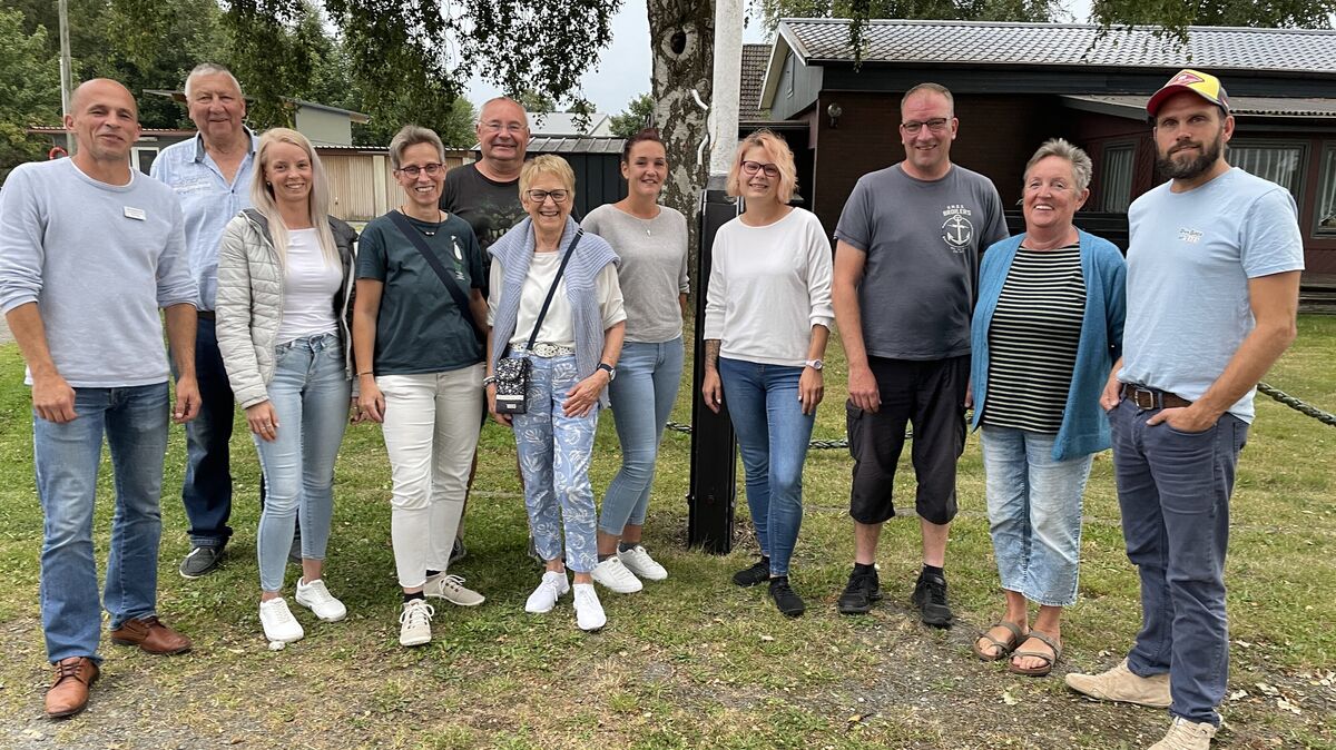 Seite an Seite für Groden: Alle vier bis sechs Wochen kommen die Vertreterinnen und Vertreter der örtlichen Institutionen zum Runden Tisch zusammen, so wie hier vergangene Woche beim Schützenverein. Foto: Reese-Winne