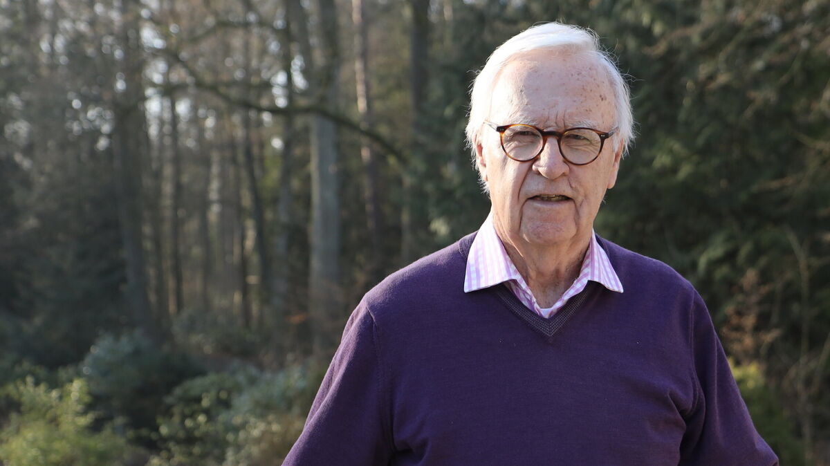 Peter Jensen feiert am Sonntag seinen 88. Geburtstag. Der gebürtige Cuxhavener war über 40 Jahre als Sportjournalist für den NDR tätig - und hat in seiner beruflichen Laufbahn so ziemlich alles rund um den Sport gesehen. Foto: Unruh