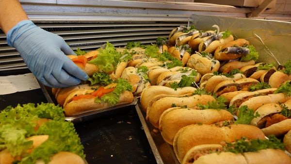 Kreis Cuxhaven: Die Jahrtausende lange Geschichte des Fischbrötchens