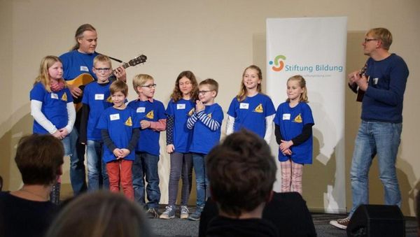 Mit Umweltmusical: Grundschule Neuhaus erhält Nachhaltigkeitspreis