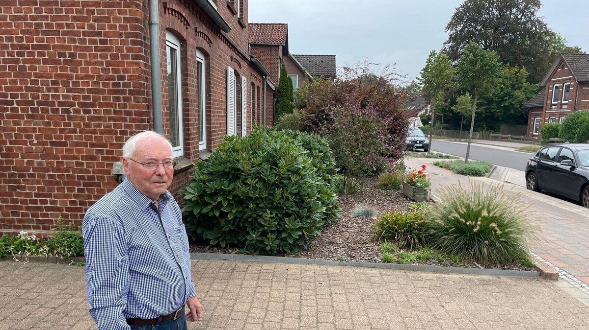 Bernhard Ziegler aus Hemmoor-Basbeck empfindet die Vorgehensweise der BImA als "Frechheit". Foto: Kramp