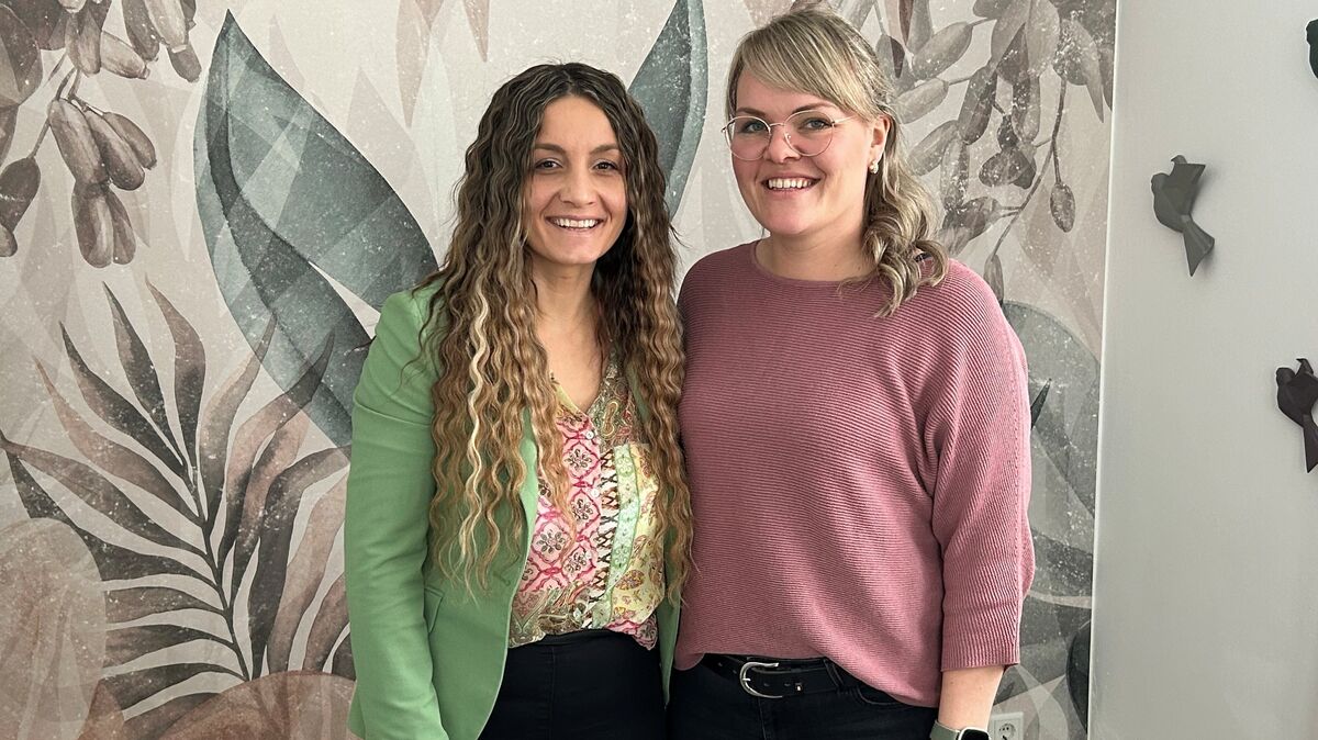 Die Kinderhospiz-Vereinsvorsitzende Azize Subasic (l.) und Stina Berndt, eine der drei hauptamtlichen Koordinatorinnen des Kinderhospizes freuen sich auf das beginnende Jubiläumsjahr. Foto: Rohde
