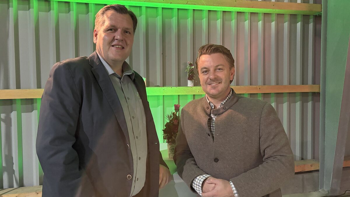 Meik Kramer, Geschäftsführer Garten- und Landschaftsbau Kramer, (l.) und Matthias Aumann, Unternehmer und Unternehmensberater, möchten den hiesigen Mittelstand unterstützen. Foto: Grell
