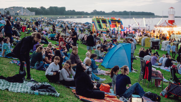 Sommerabend am Meer in Cuxhaven mit kurzfristiger Absage: Was das Event zu bieten hat