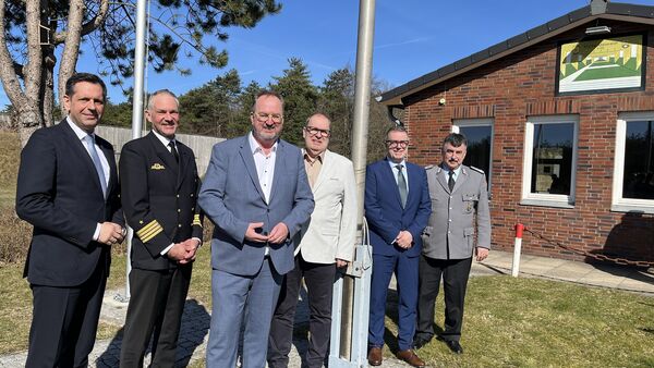 Treffen in Cuxhaven: Was die Bundeswehr mit der Altenwalder Kaserne vorhätte