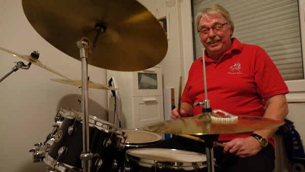 "Opa" seit der 4. Klasse: Woher Wolfgang Keibel aus Altenwalde seinen Spitznamen hat