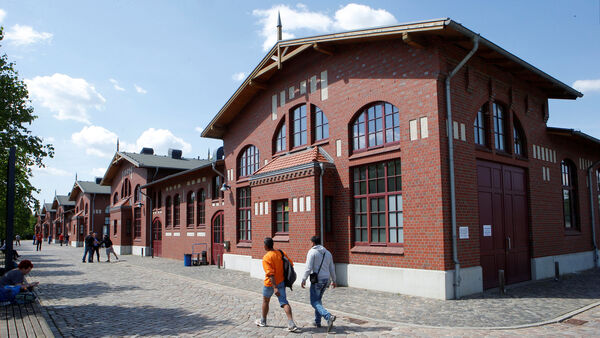 Warum Albert Ballin für Cuxhaven so wichtig war: Schüler auf Spurensuche in Hamburg