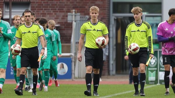 Schiedsrichtermangel: Fußballvereinen im Kreis Cuxhaven droht der Punktabzug