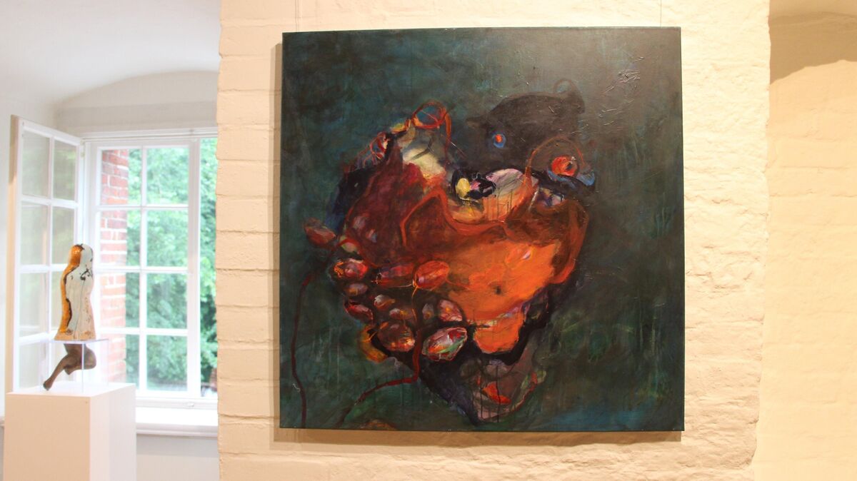 Das Werk „Medusa, du Schöne“ spielt eine zentrale Rolle in der Ausstellung von Kerstin Studt. Foto: Domke-Feiner