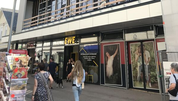 Cuxhaven: Gasumlage und hohe Preise treiben Kunden ins EWE-Kundencenter