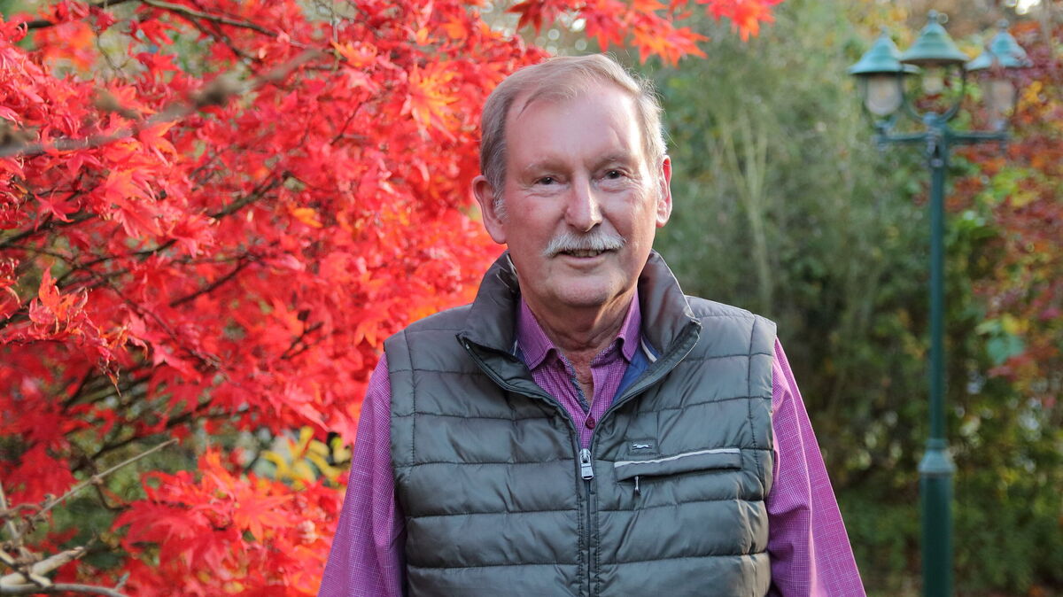 Sein Wirkungskreis liege eher hinter den Kulissen, betont Lothar Matthes. Bei der Organisation der Sportgala ist der Oxstedter trotzdem unverzichtbar: Als "Mann der Zahlen" wacht er über das Budget. Foto: Koppe