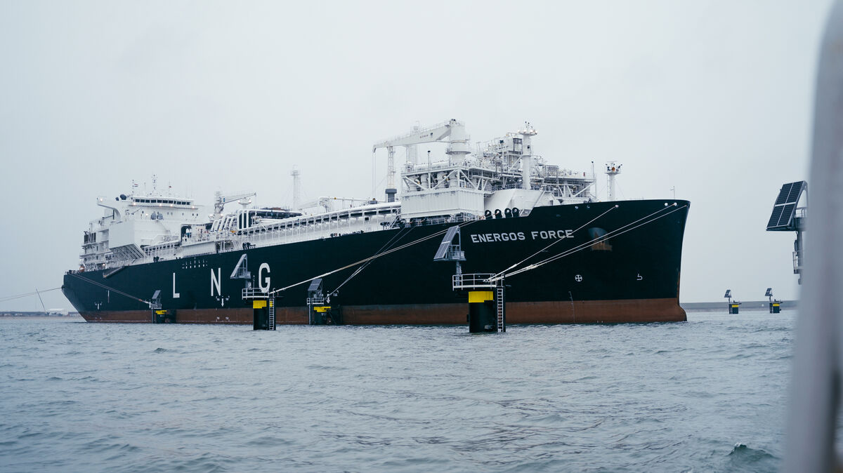 Der umgebaute LNG-Tanker „Energos Force“. Foto: DET