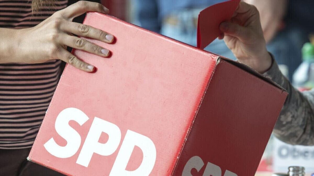 Die SPD dankt ihren Wählern. Foto: Armin Weigel/dpa