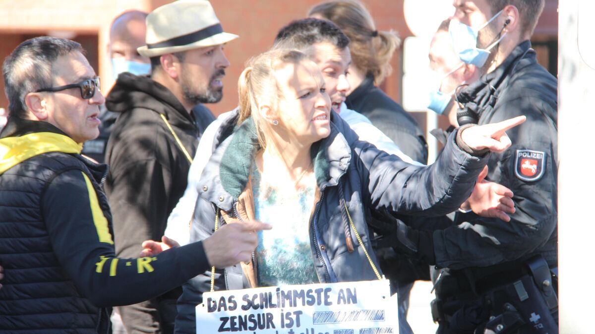 Bei Corona-Protesten am 25. April hatten Teilnehmer die von der Polizei verfügten Auflagen missachtet. Außerdem wurden dabei Vollstreckungsbeamte verletzt. Foto: Archiv