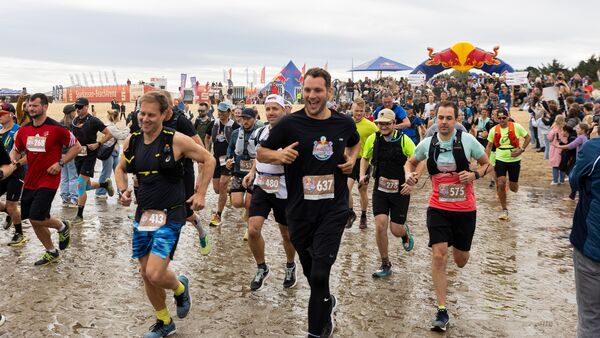 Red-Bull-Wattlauf 2026 in Cuxhaven: 1500 Läufer trotzen Gezeiten - Influencer dabei
