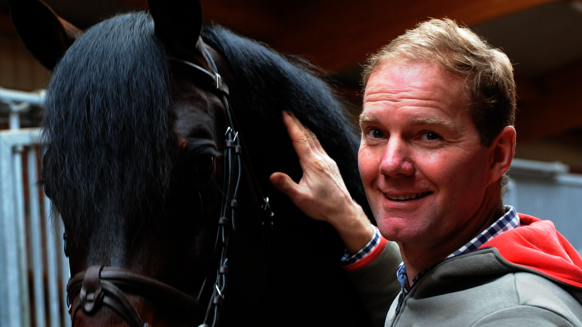 Auktionator Günther Friemel. Foto: Kordländer