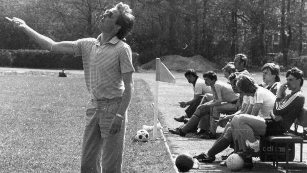 Besonderer Cuxhavener Fußball-Trainer: Was macht eigentlich Emanuel Graf von Soden?