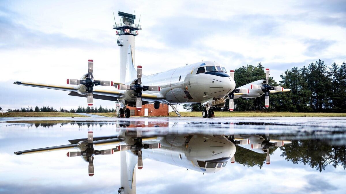 Wenn verdächtige Drohnen über das Marinefliegergelände fliegen, ist die Flugsicherheit für die Marineflieger – hier ein Seefernaufklärer vom Typ P-3C „Orion“ – gefährdet. Ende Februar soll über dem Fliegerhorst zuletzt mindestens eine Drohne gesichtet worden sein. Foto: Sina Schuldt
