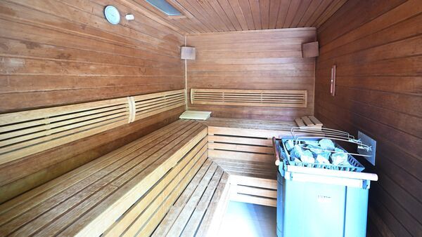 Sauna fängt in Cuxhavener Wohnung Feuer: Feuerwehr im Einsatz