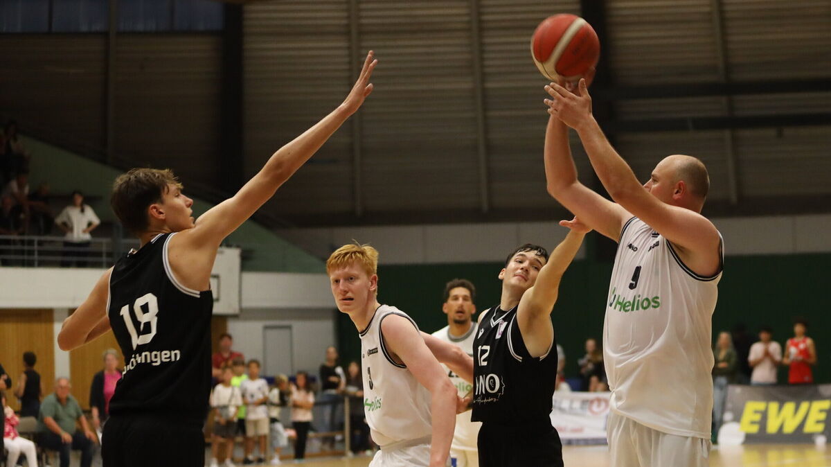 Andreas Hasenkamm gehört zu den besten Dreierwerfern der Liga. Der ehemalige Zweitligaspieler will seinen Teil dazu beitragen, dass die BasCats auch das dritte Spiel in Folge gewinnen. Foto: Unruh