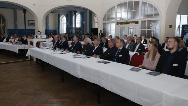 Keine Zeit verlieren: Weckruf beim Cuxhavener Wasserstoffgipfel