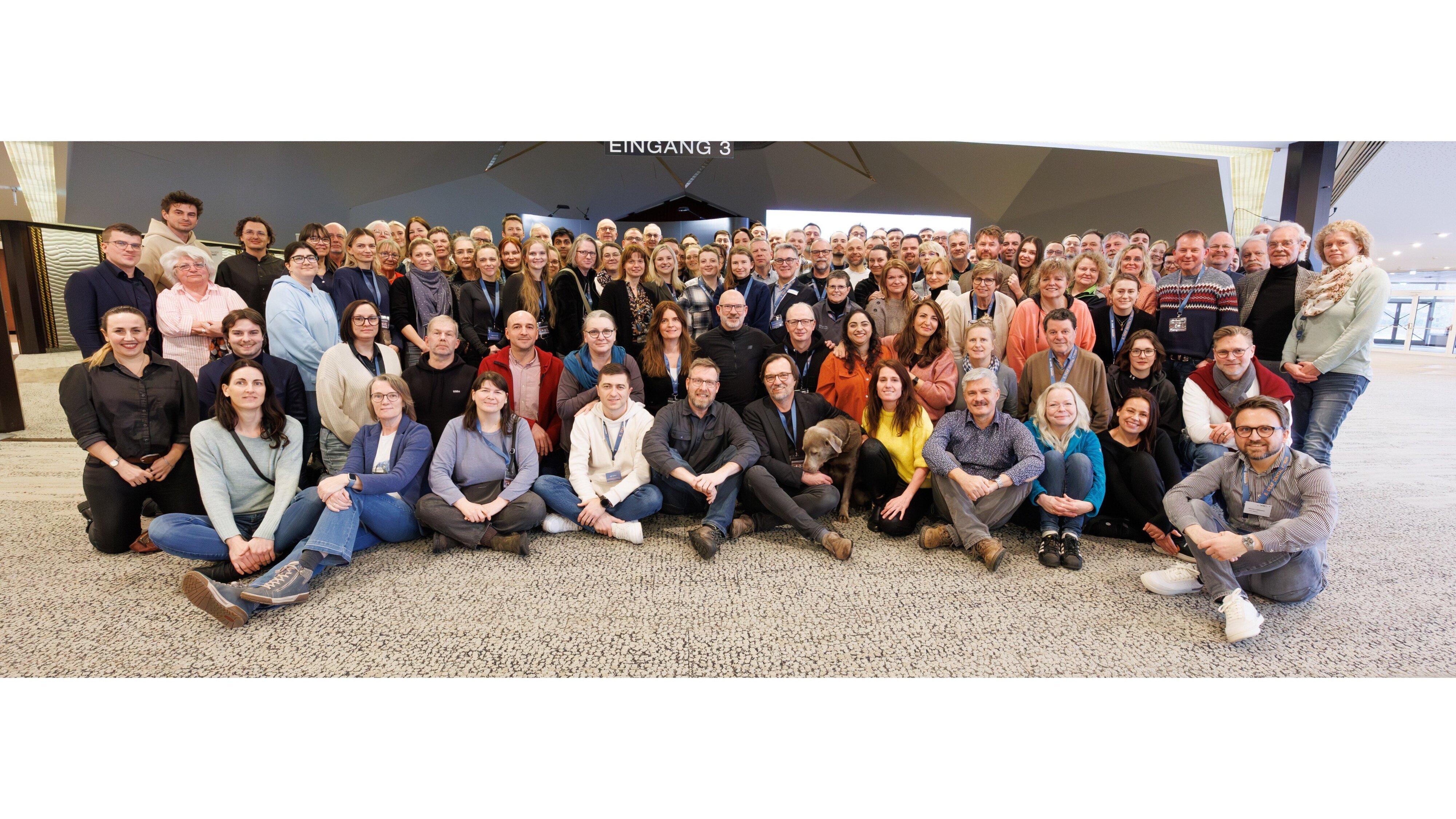 Diese Cuxhavener setzen sich für taube und schwerhörige Zahntechniker weltweit ein